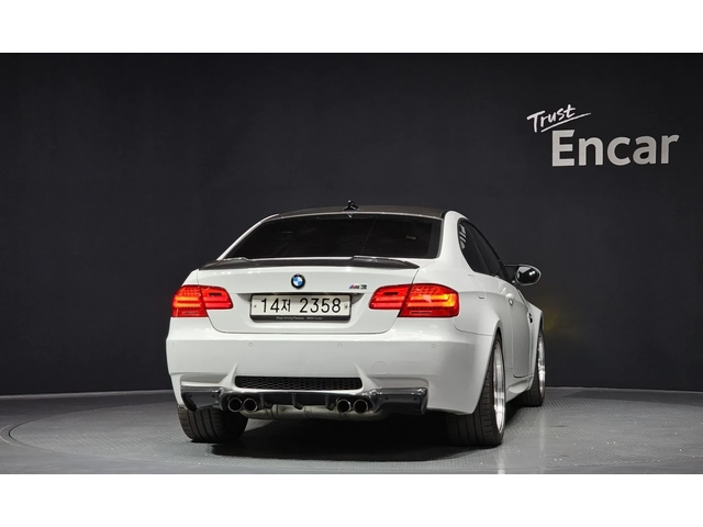 BMW M3 E92 4.0 V8 420к.с. * M DCT * CARBON * 159х.км - автомобили, коли, обяви за нови и употребявани 13