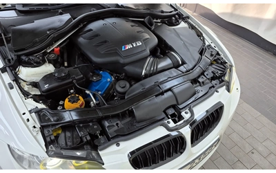 BMW M3 E92 4.0 V8 420к.с. * M DCT * CARBON * 159х.км - автомобили, коли, обяви за нови и употребявани 15
