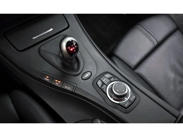 BMW M3 E92 4.0 V8 420к.с. * M DCT * CARBON * 159х.км - автомобили, коли, обяви за нови и употребявани 9