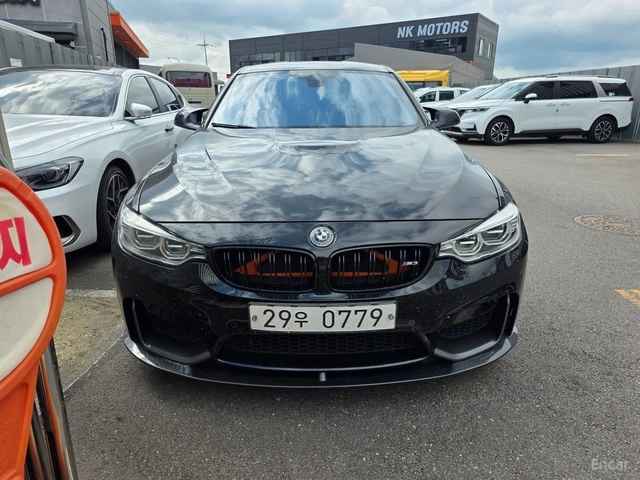 BMW M3 HEADUP* HARMAN* CARBON* DCT - автомобили, коли, обяви за нови и употребявани 0