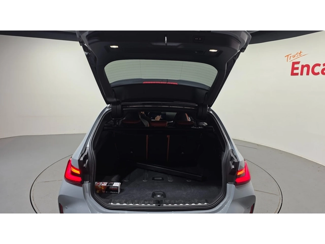 BMW M3 Touring Competition M xDrive - автомобили, коли, обяви за нови и употребявани 11