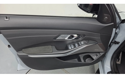 BMW M3 Touring Competition M xDrive - автомобили, коли, обяви за нови и употребявани 8