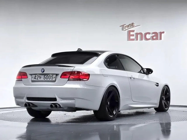 BMW M3 - автомобили, коли, обяви за нови и употребявани 1