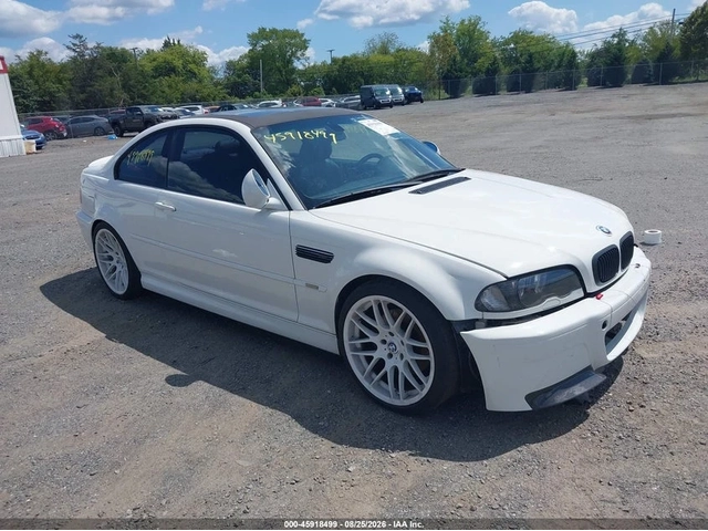 BMW M3 2004 BMW M3 - автомобили, коли, обяви за нови и употребявани 0