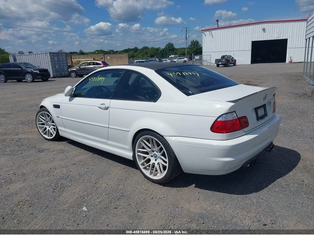 BMW M3 2004 BMW M3 - автомобили, коли, обяви за нови и употребявани 8