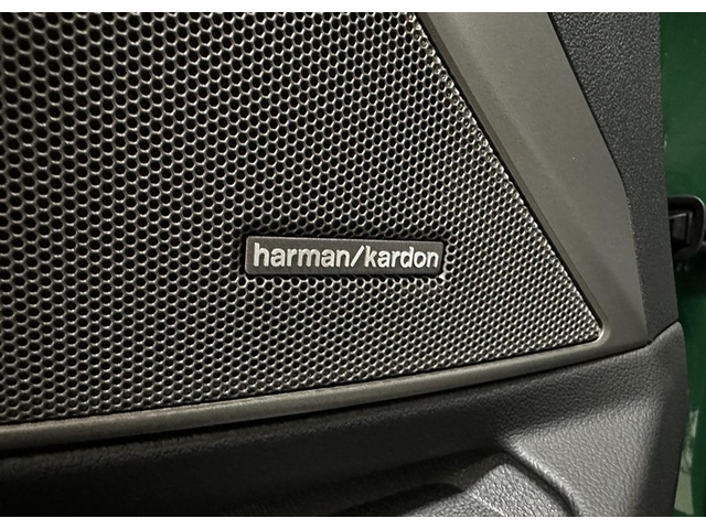 BMW M3 M3 Competition xDrive - автомобили, коли, обяви за нови и употребявани 7