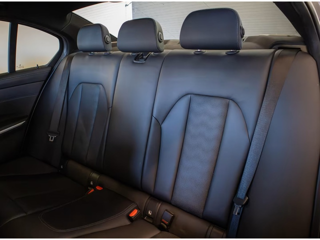 BMW M3 M3 Competition xDrive - автомобили, коли, обяви за нови и употребявани 8