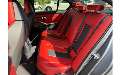 BMW M3 M3 Competition xDrive - автомобили, коли, обяви за нови и употребявани 7