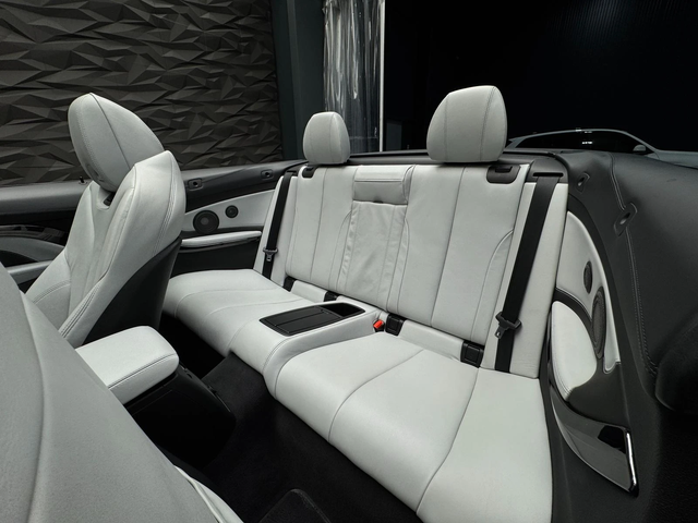 BMW M4 Cabrio* Carbon-Ceramic* H&K* Surround View - автомобили, коли, обяви за нови и употребявани 8