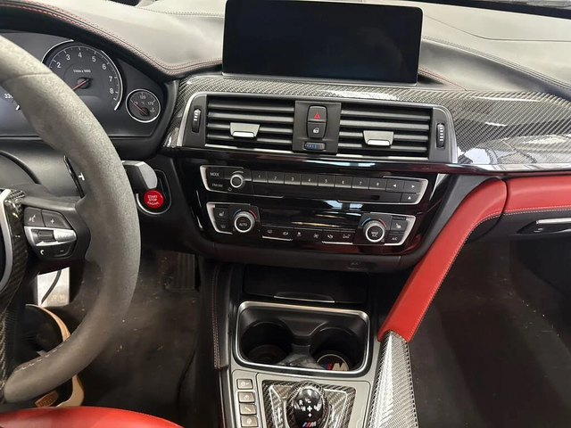 BMW M4 - автомобили, коли, обяви за нови и употребявани 10