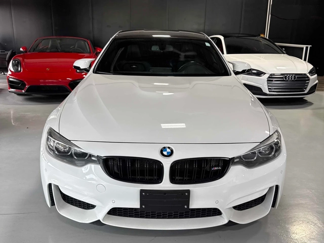 BMW M4 MANUAL * ПОДГРЕВ * CARBON * HARMAN KARDON * CARFAX - автомобили, коли, обяви за нови и употребявани 0