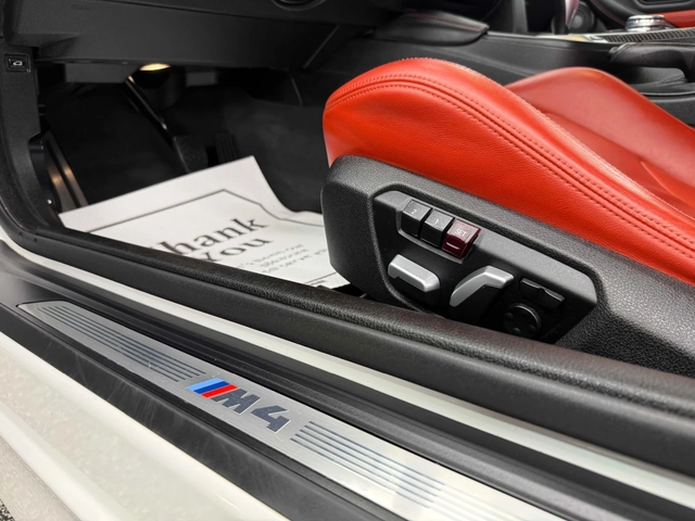 BMW M4 CARBON * CARFAX - автомобили, коли, обяви за нови и употребявани 10