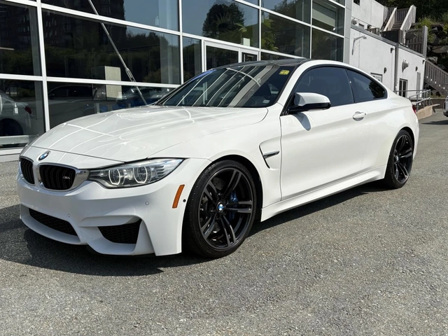 BMW M4 DCT* CARBON* КОЖА* ПОДГРЕВ* HARMAN KARDON* - автомобили, коли, обяви за нови и употребявани 0