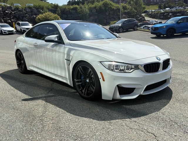 BMW M4 DCT* CARBON* КОЖА* ПОДГРЕВ* HARMAN KARDON* - автомобили, коли, обяви за нови и употребявани 5
