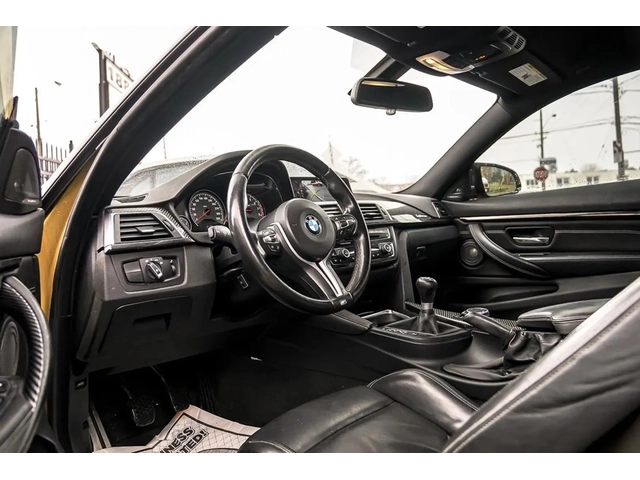 BMW M4 РЪЧКА* ХЕДЪП* H/K* CARBON* ПОДГРЕВ ВОЛАН - автомобили, коли, обяви за нови и употребявани 3