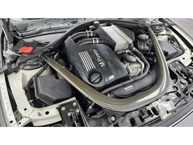 BMW M4 Convertible - автомобили, коли, обяви за нови и употребявани 5