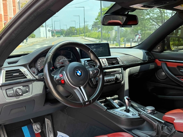 BMW M4 - автомобили, коли, обяви за нови и употребявани 7