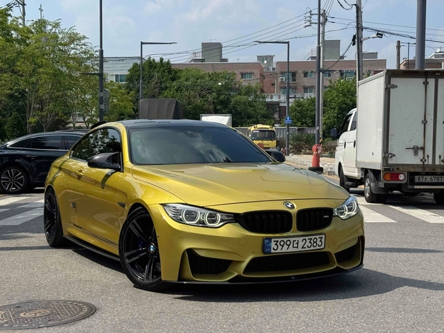 BMW M4 - автомобили, коли, обяви за нови и употребявани 0