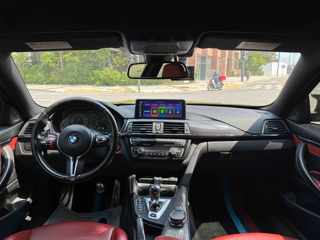 BMW M4 - автомобили, коли, обяви за нови и употребявани 6