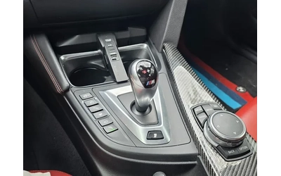BMW M4 - автомобили, коли, обяви за нови и употребявани 12