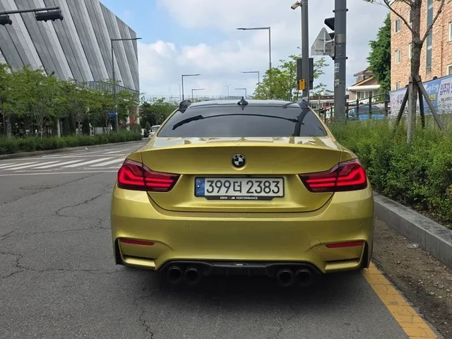 BMW M4 - автомобили, коли, обяви за нови и употребявани 4