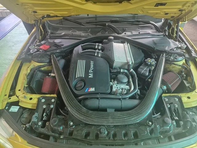 BMW M4 - автомобили, коли, обяви за нови и употребявани 5
