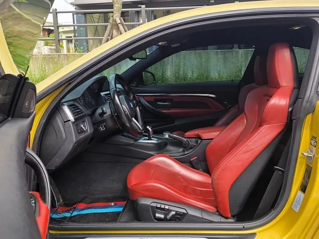 BMW M4 - автомобили, коли, обяви за нови и употребявани 8