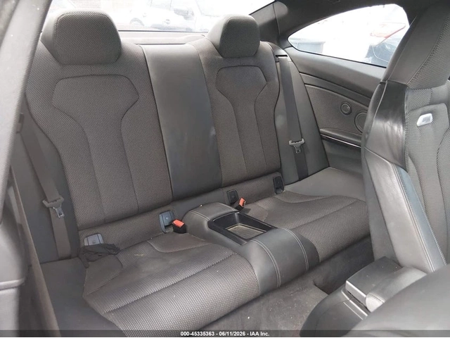 BMW M4 2016 BMW M4 - автомобили, коли, обяви за нови и употребявани 11