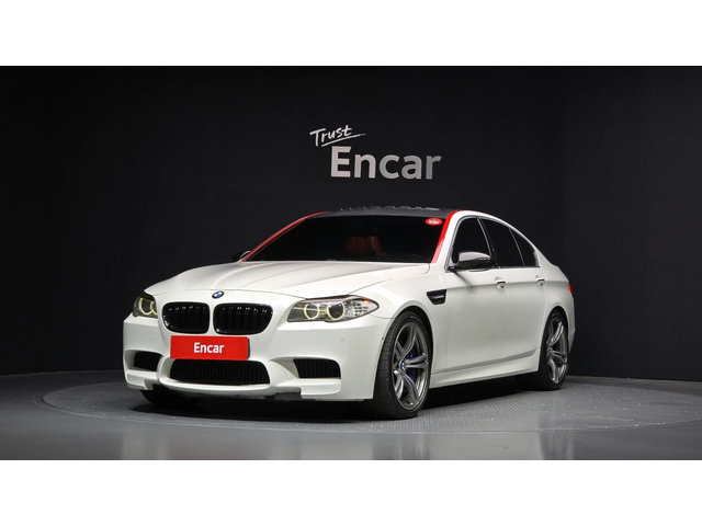 BMW M5 (F10) M5 Sedan - автомобили, коли, обяви за нови и употребявани 0