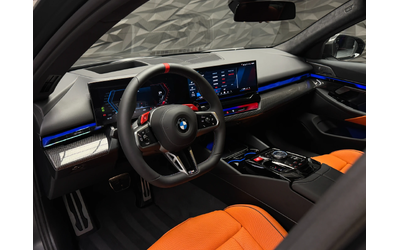 BMW M5 G90 Ceramic* B&W* Carbon* Ultimate Package - автомобили, коли, обяви за нови и употребявани 10
