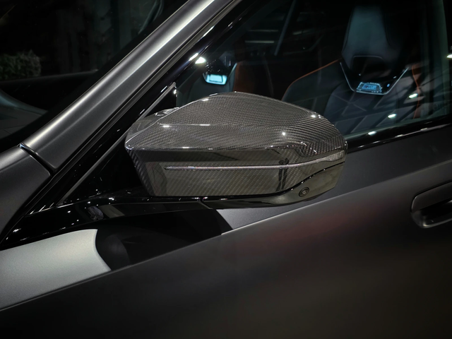 BMW M5 G90 Ceramic* B&W* Carbon* Ultimate Package - автомобили, коли, обяви за нови и употребявани 14