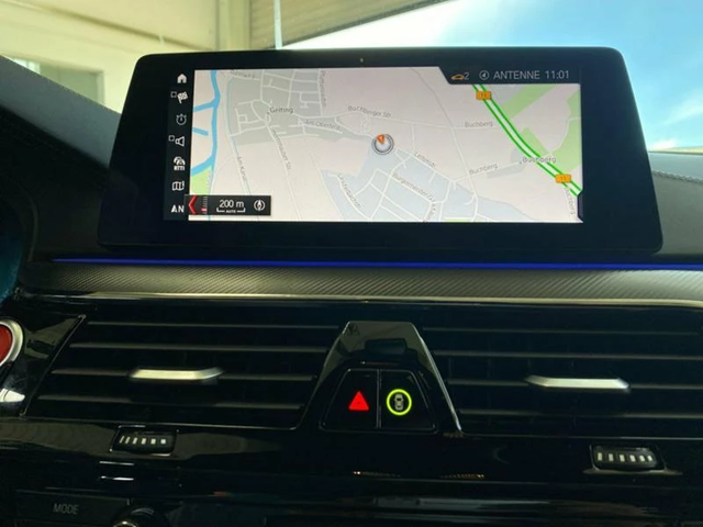 BMW M5 - автомобили, коли, обяви за нови и употребявани 10