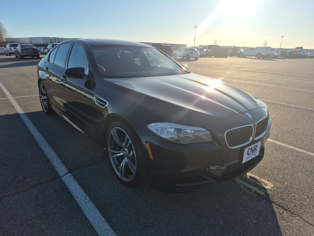 BMW M5 С РЕГИСТРАЦИЯ & АВТО КРЕДИТ - автомобили, коли, обяви за нови и употребявани 1