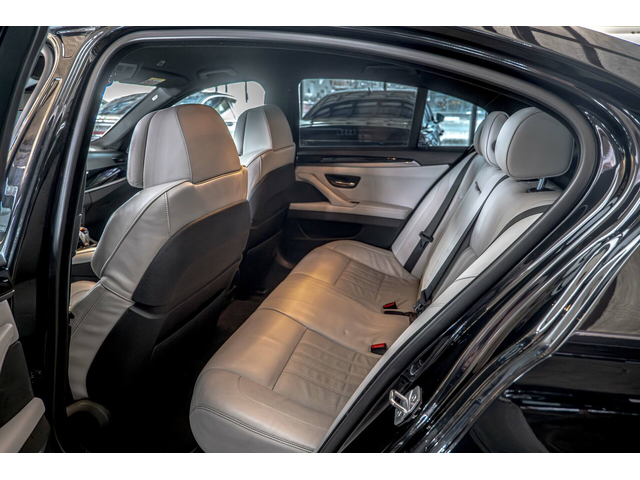 BMW M5 4.4 V8/Камера/Harman Kardon/Обдухване/Карбон/Soft Close - автомобили, коли, обяви за нови и употребявани 11