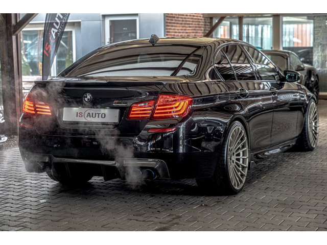 BMW M5 4.4 V8/Камера/Harman Kardon/Обдухване/Карбон/Soft Close - автомобили, коли, обяви за нови и употребявани 4