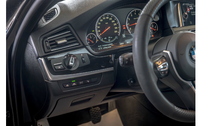 BMW M5 4.4 V8/Камера/Harman Kardon/Обдухване/Карбон/Soft Close - автомобили, коли, обяви за нови и употребявани 9