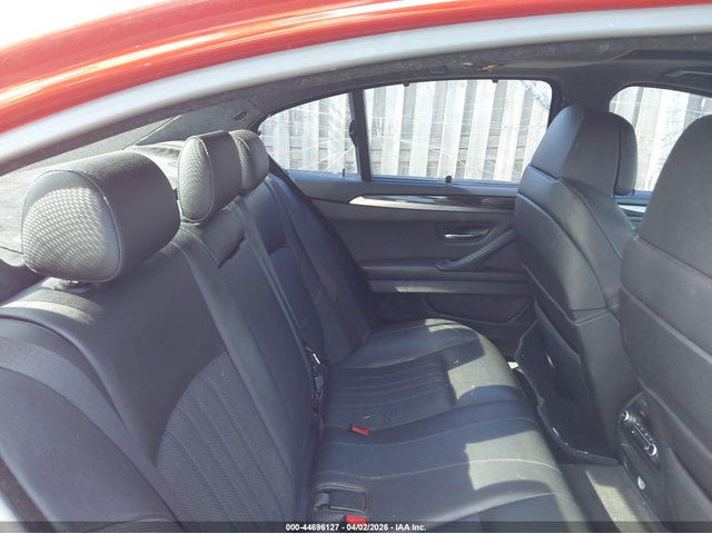 BMW M5 4.4L V-8 DI, DOHC, VVT, TURBO, 560HP Rear Wheel Drive - автомобили, коли, обяви за нови и употребявани 7