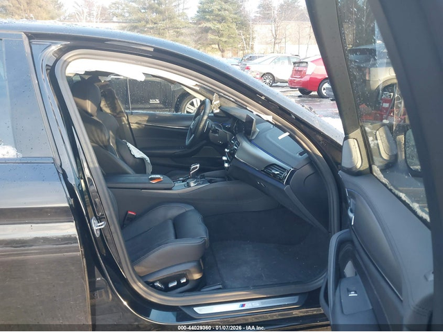 BMW M5 4.4L V-8 DI, DOHC, VVT, TURBO, 600HP All Wheel Drive - автомобили, коли, обяви за нови и употребявани 4