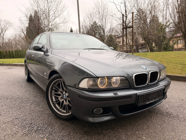 BMW M5 - автомобили, коли, обяви за нови и употребявани 0
