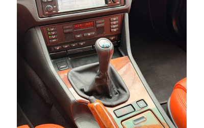 BMW M5 - автомобили, коли, обяви за нови и употребявани 12