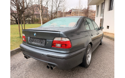 BMW M5 - автомобили, коли, обяви за нови и употребявани 6