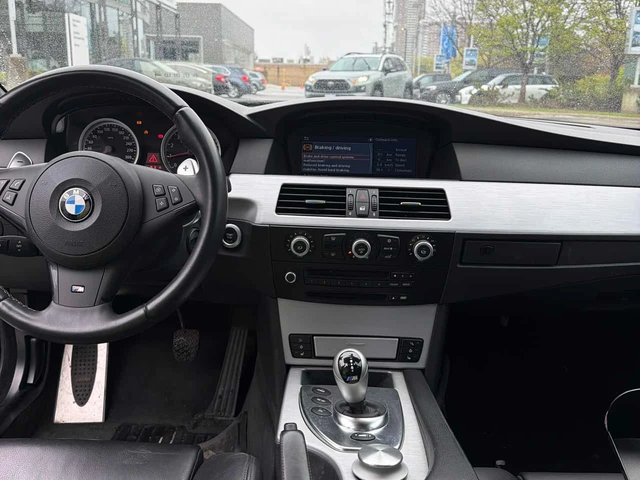 BMW M5 V10 | - автомобили, коли, обяви за нови и употребявани 8