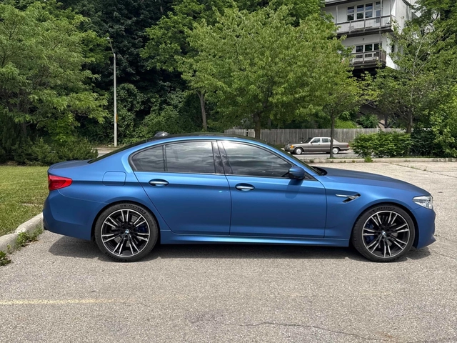 BMW M5 Competition/Bowers&Wilkins/Distronic/360/Обдухване - автомобили, коли, обяви за нови и употребявани 3