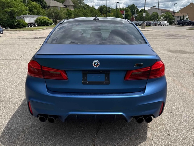 BMW M5 Competition/Bowers&Wilkins/Distronic/360/Обдухване - автомобили, коли, обяви за нови и употребявани 4