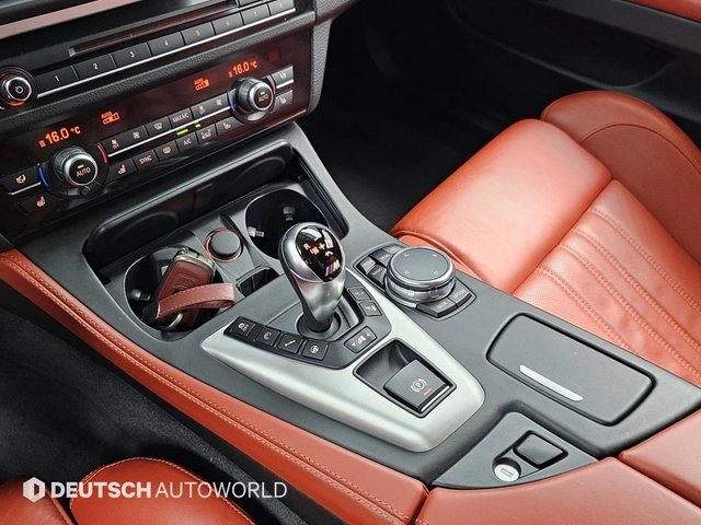 BMW M5 F90 CS CONVER* AKRAPOVIC* POPCORN* B&O* ОБДУХ* КРА - автомобили, коли, обяви за нови и употребявани 12