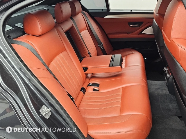 BMW M5 F90 CS CONVER* AKRAPOVIC* POPCORN* B&O* ОБДУХ* КРА - автомобили, коли, обяви за нови и употребявани 15