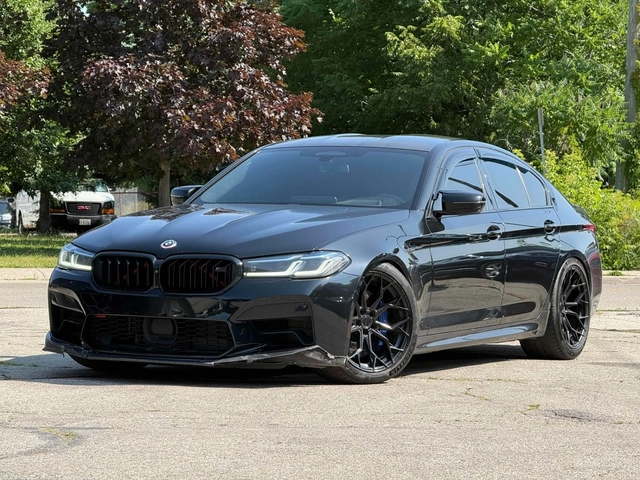 BMW M5 COMPETITION* HEADUP* CARBON* BOWER&WILKINS* МАСАЖ* - автомобили, коли, обяви за нови и употребявани 0
