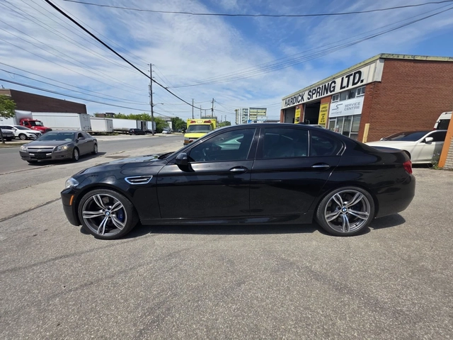 BMW M5 HARMAN KARDON* КОЖА* ПОДГРЕВ* КАМЕРА* ШИБИДАХ* LED - автомобили, коли, обяви за нови и употребявани 1