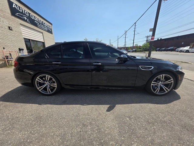 BMW M5 HARMAN KARDON* КОЖА* ПОДГРЕВ* КАМЕРА* ШИБИДАХ* LED - автомобили, коли, обяви за нови и употребявани 2