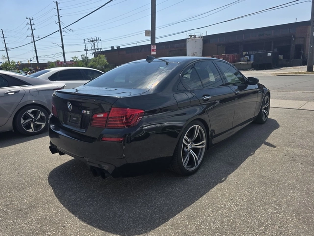 BMW M5 HARMAN KARDON* КОЖА* ПОДГРЕВ* КАМЕРА* ШИБИДАХ* LED - автомобили, коли, обяви за нови и употребявани 9